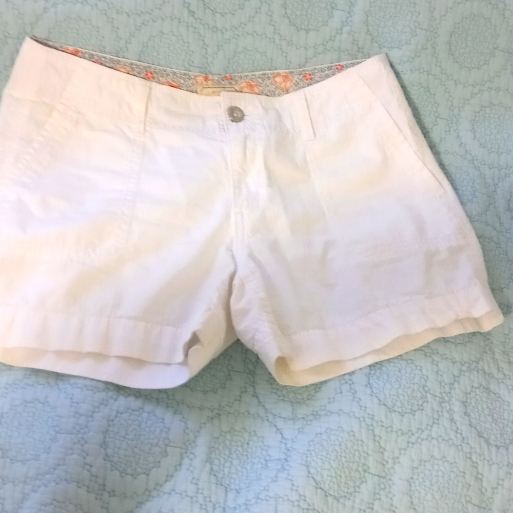 White Cotton Levi Shorts